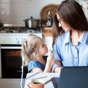 7 Ideias para Mães Trabalharem em Casa